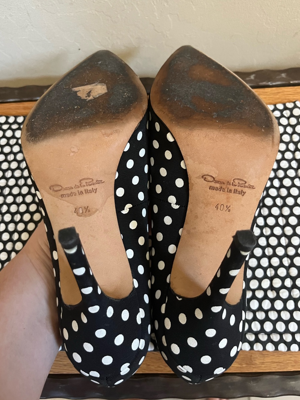 Oscar de la Renta Black and White Polka Dot Pointed Toe Stilettos - Picture 3 of 6